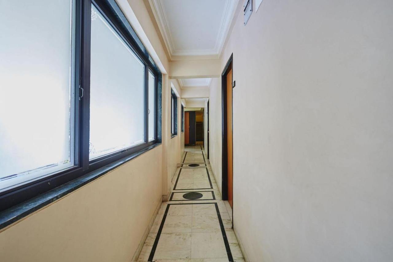 Hotel Crystal Мумбаї Екстер'єр фото